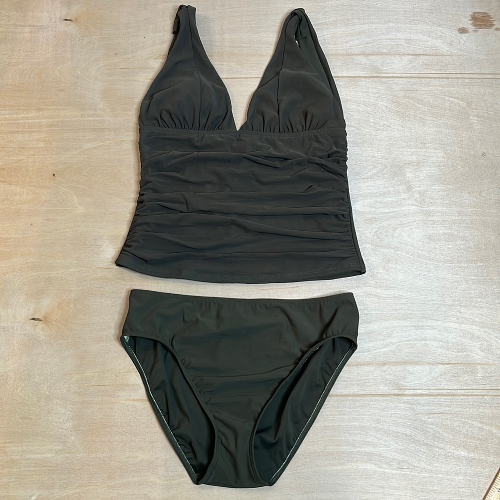 3/$25 Shape FX Swimsuit Tankini Dark Olive Green Size 12
